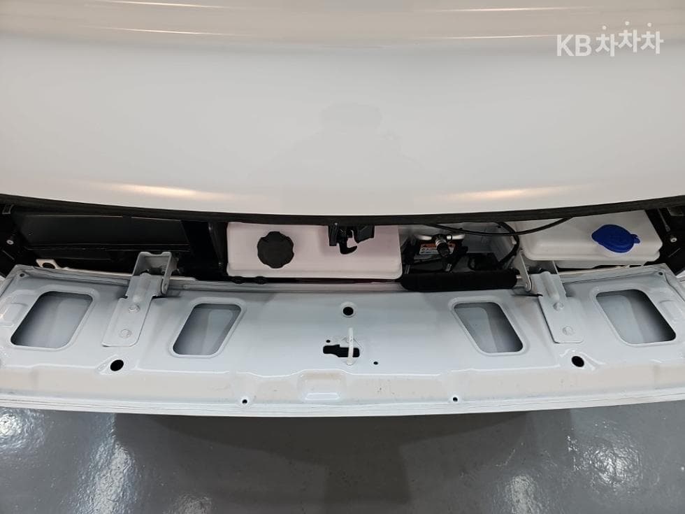 Хюндай Porter 2LPG 냉동Товарна надстройка차 Удължено междуосие Super Cab ModernPlus - 5