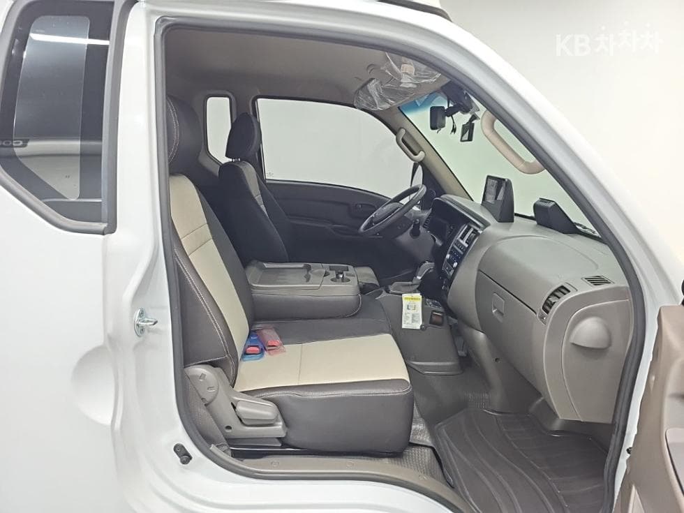 Хюндай Porter 2LPG 냉동Товарна надстройка차 Удължено междуосие Super Cab ModernPlus - 18
