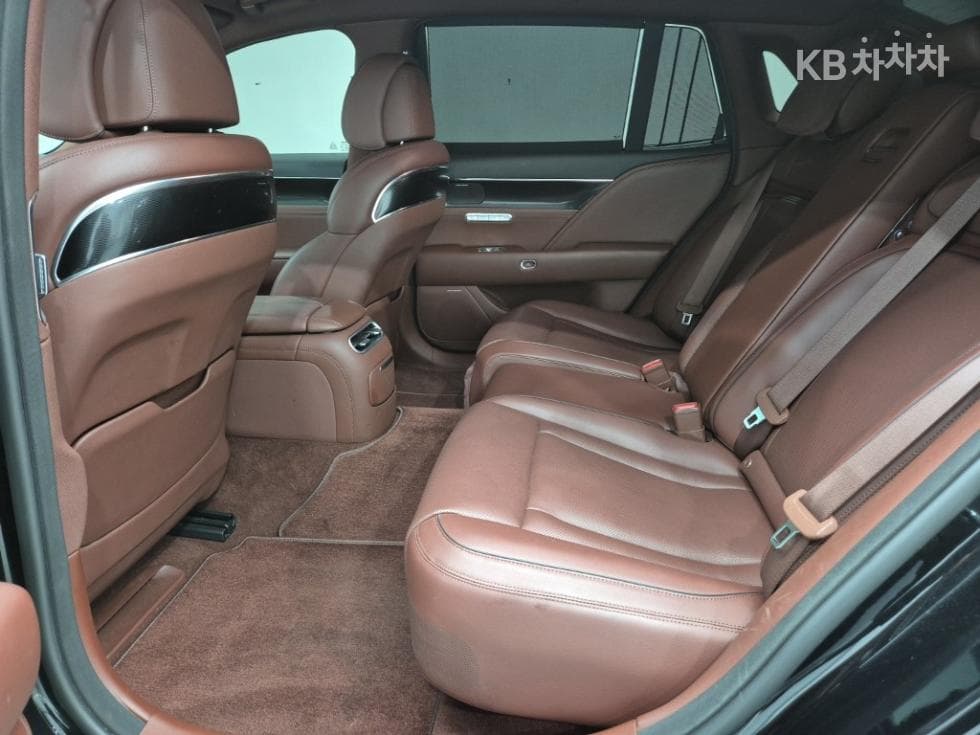 Дженезис G90(RS4)3.5T AWD Стандартен - 12