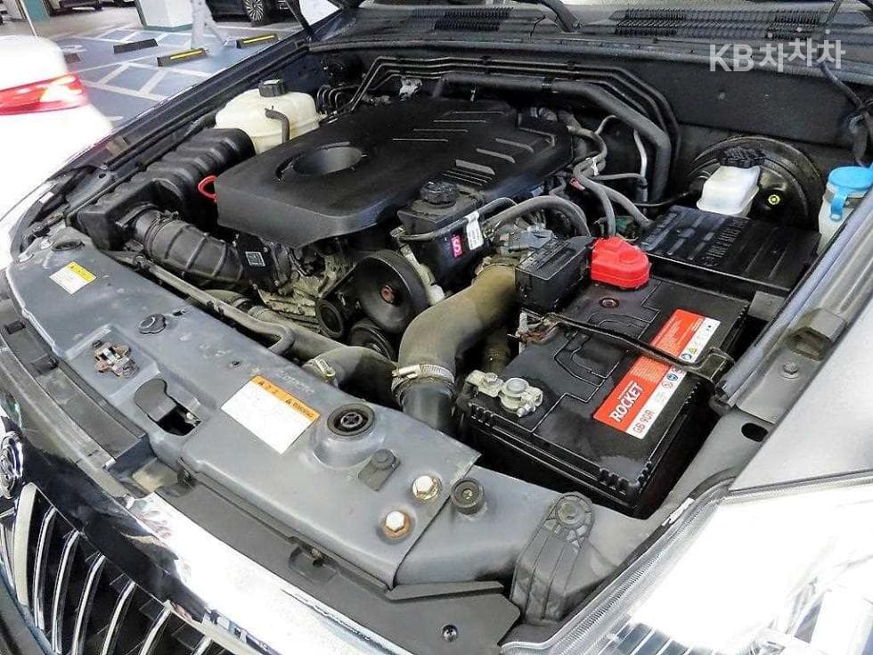 KG Mobility RextonW7-seater (Limousine) 4WD RX7 Prestige - 19