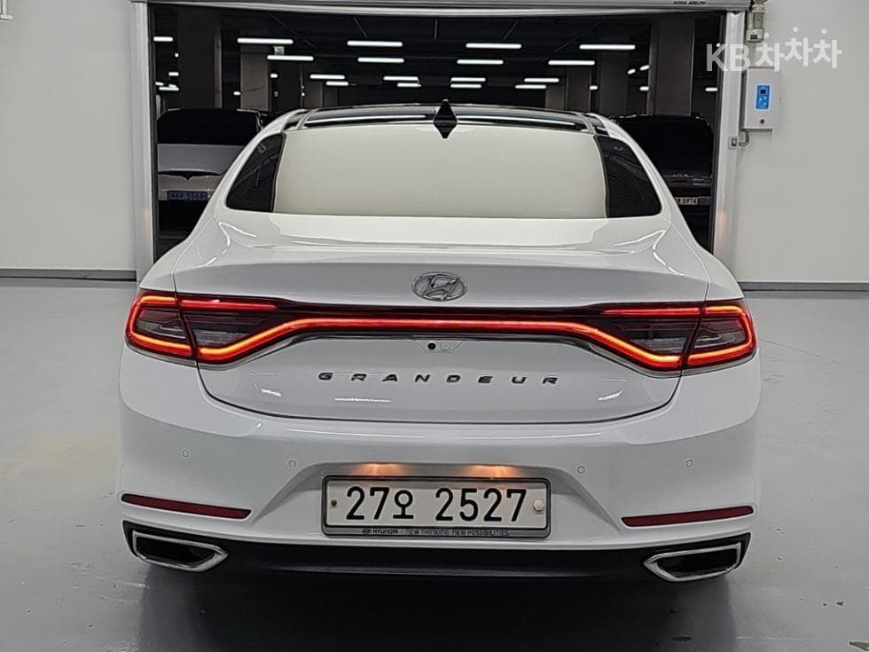 Хюндай Grandeur (Azera)IG2.4 Premium Специал (специален признак/издание) - 3