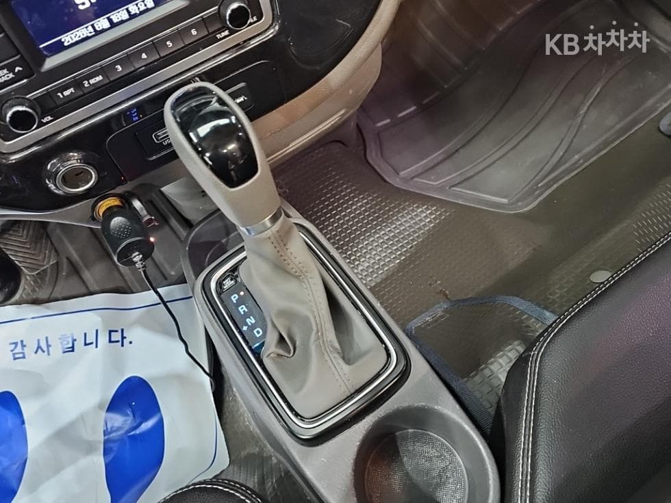 Хюндай Porter 2Удължено междуосие Двойна Кабина CRDi Premium - 8
