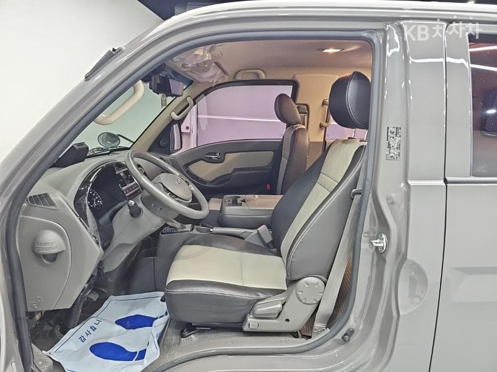 Хюндай Porter 2Удължено междуосие Двойна Кабина CRDi Premium - 11