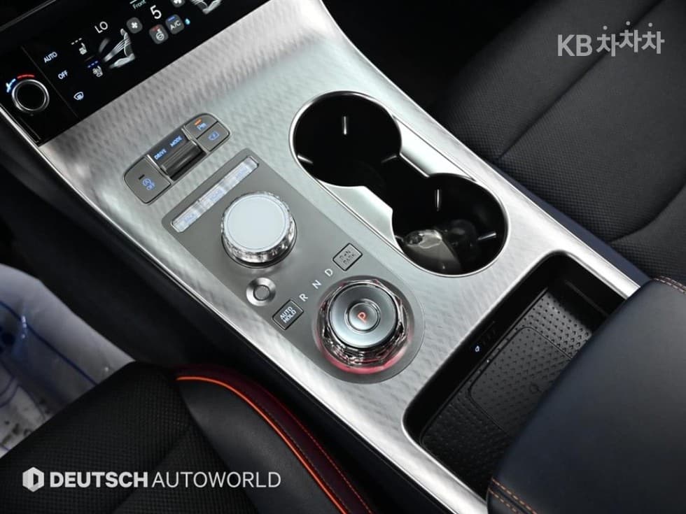 Дженезис GV70Бензин 2.5T 스포츠패키지 2WD - 9