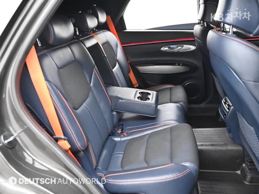 Дженезис GV70Бензин 2.5T 스포츠패키지 2WD - 12