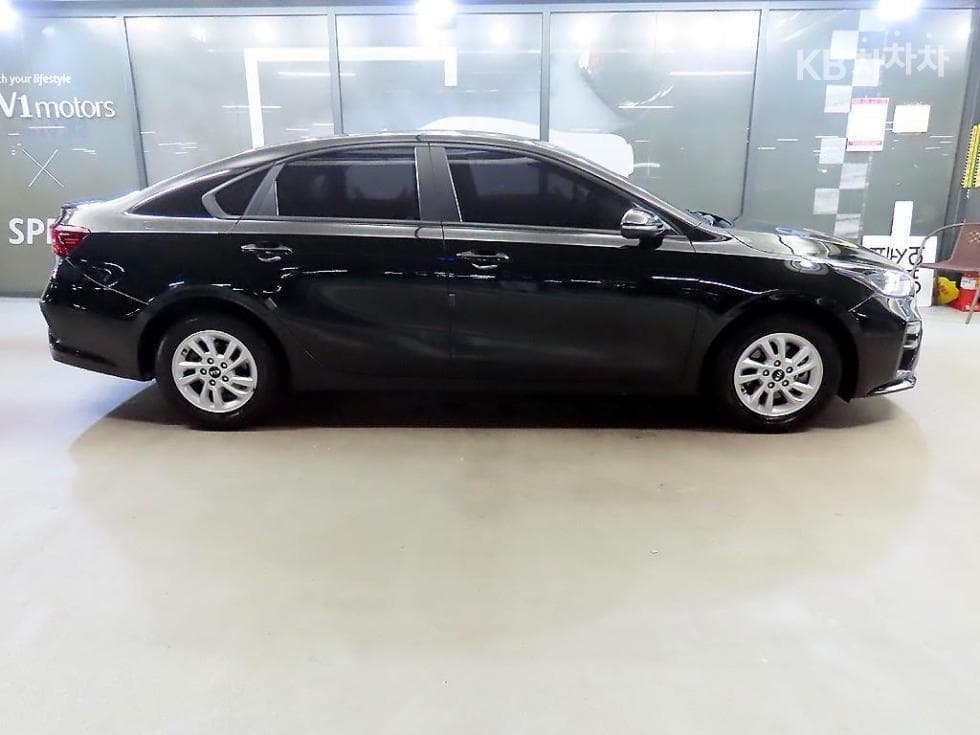 Kia All New K31.6 Gasoline Luxury - 3