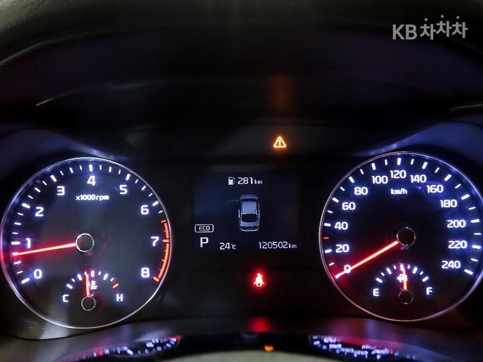 Kia All New K31.6 Gasoline Luxury - 9