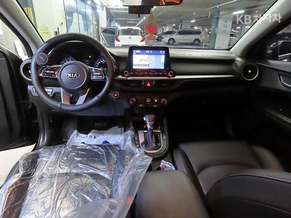 Kia All New K31.6 Gasoline Luxury - 10