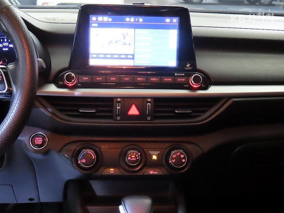 Kia All New K31.6 Gasoline Luxury - 11