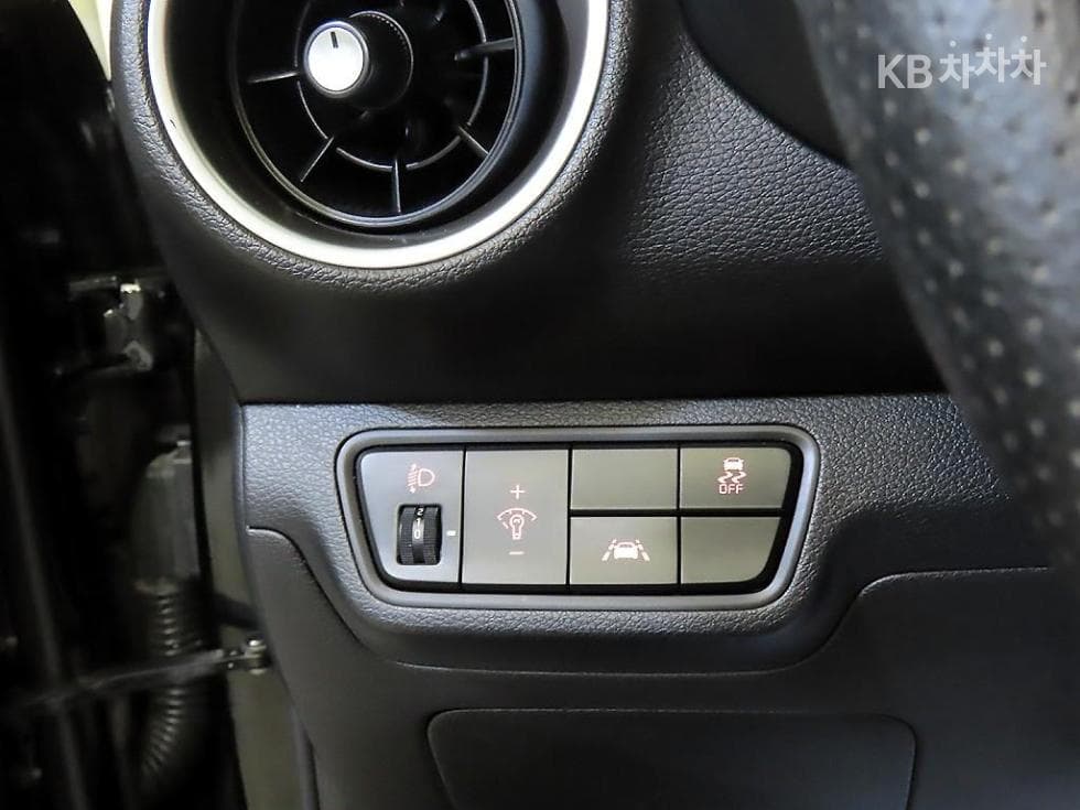 Kia All New K31.6 Gasoline Luxury - 16