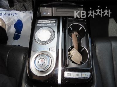 Дженезис G80(RG3)2.5 Турбо Бензин Директ Инжекция 2WD - 10