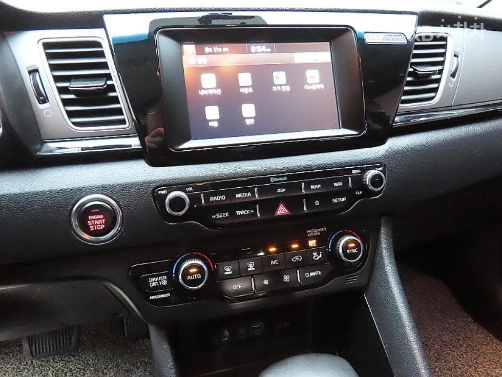 Kia The New (facelift) Niro1.6 HEV Prestige - 17