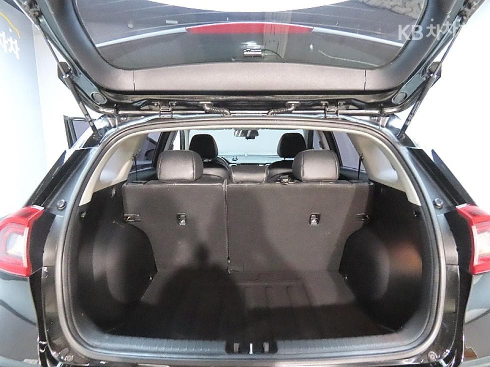 Kia The New (facelift) Niro1.6 HEV Prestige - 19