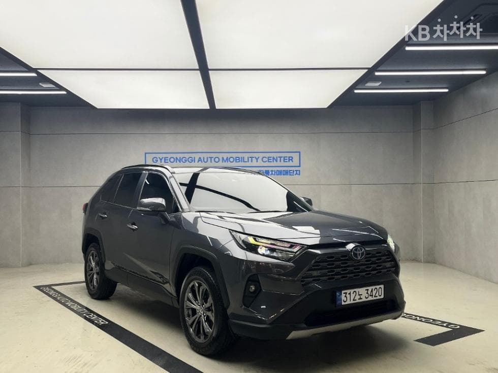 Toyota Нов RAV4 2.5L хибрид AWD Limited - Image 1
