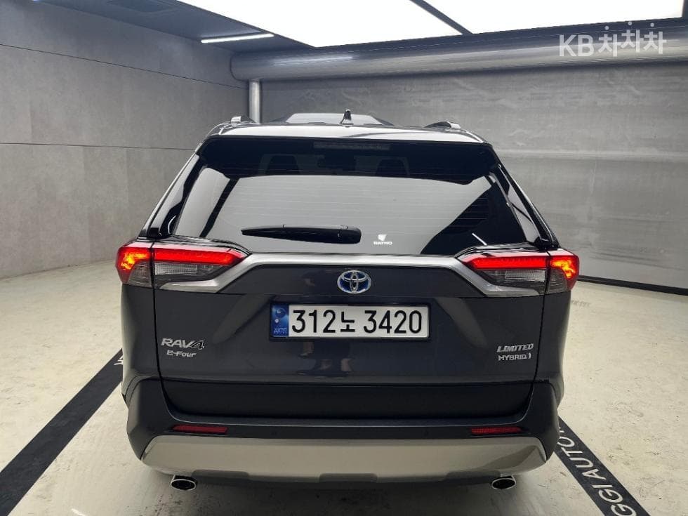 Toyota New RAV42.5L hybrid AWD Limited - 3