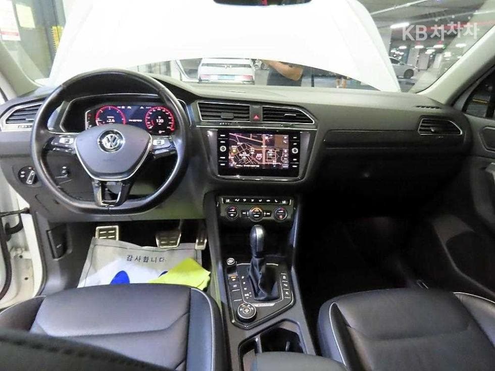 Volkswagen The New (facelift) Tiguan2.0 Turbo Diesel Injection 4Motion Prestige - 10