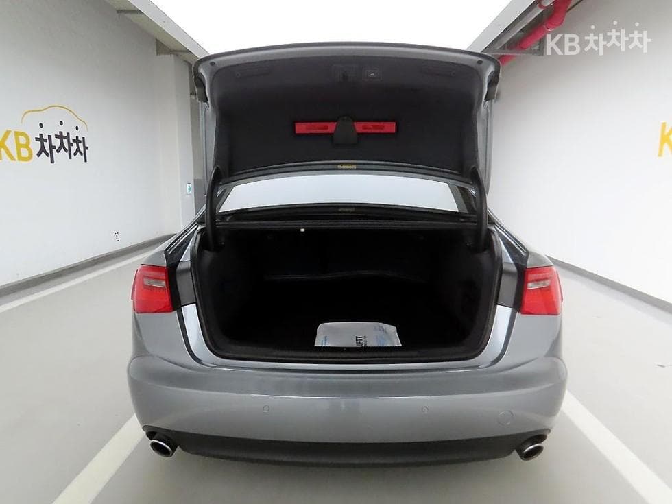 Ауди NEW A640 TFSI 콰트로 Динамичен LED C7 - 5