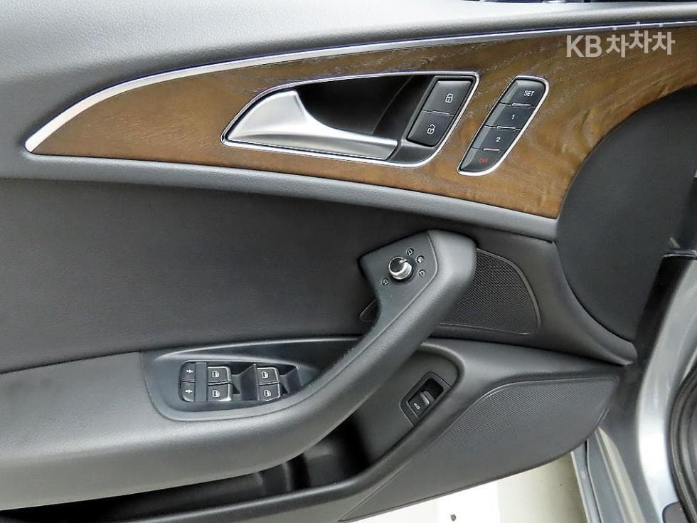 Ауди NEW A640 TFSI 콰트로 Динамичен LED C7 - 11