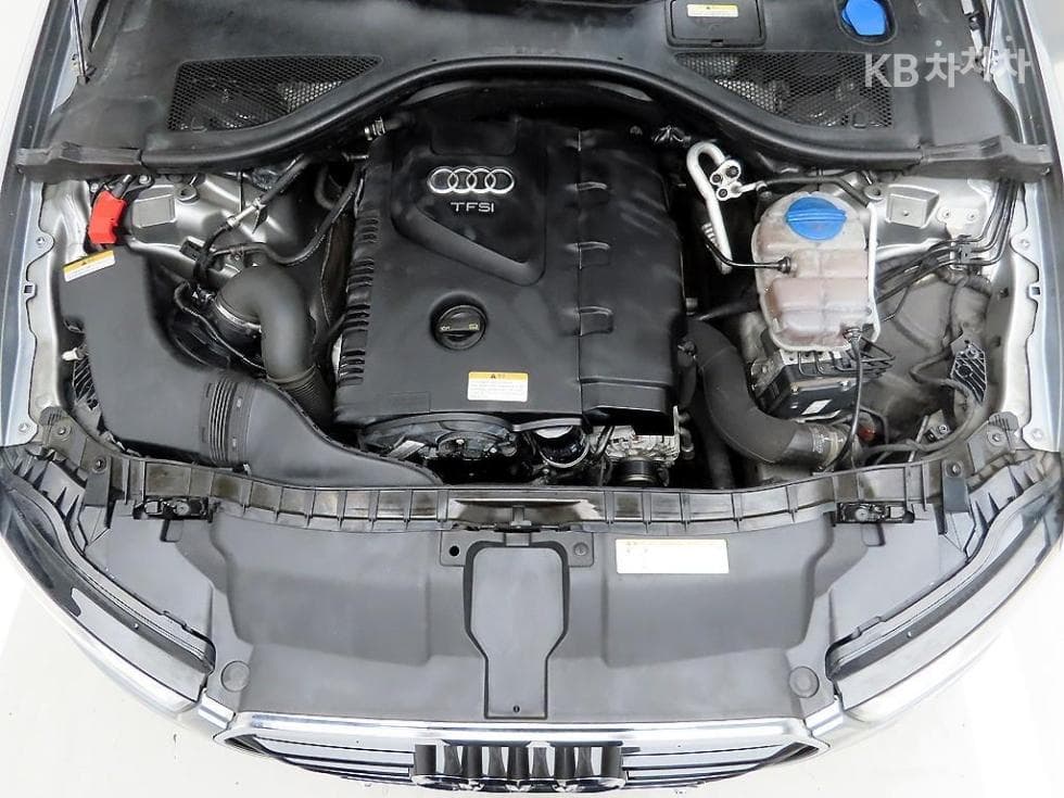 Ауди NEW A640 TFSI 콰트로 Динамичен LED C7 - 20
