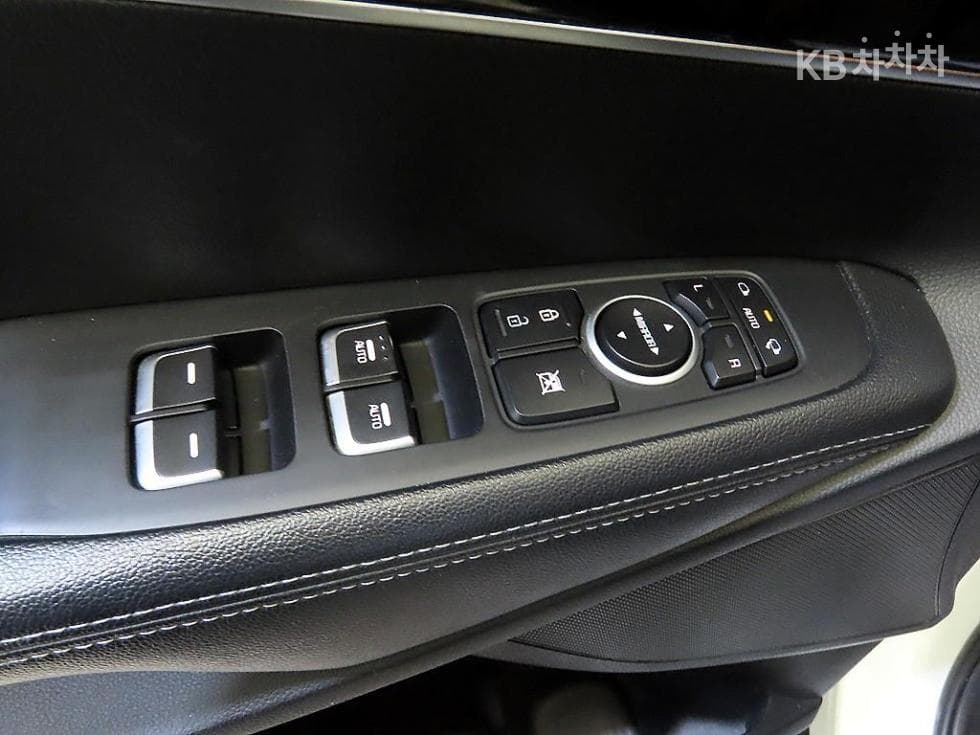 Kia All NewSorentoDiesel 2.0 2WD Prestige - 13