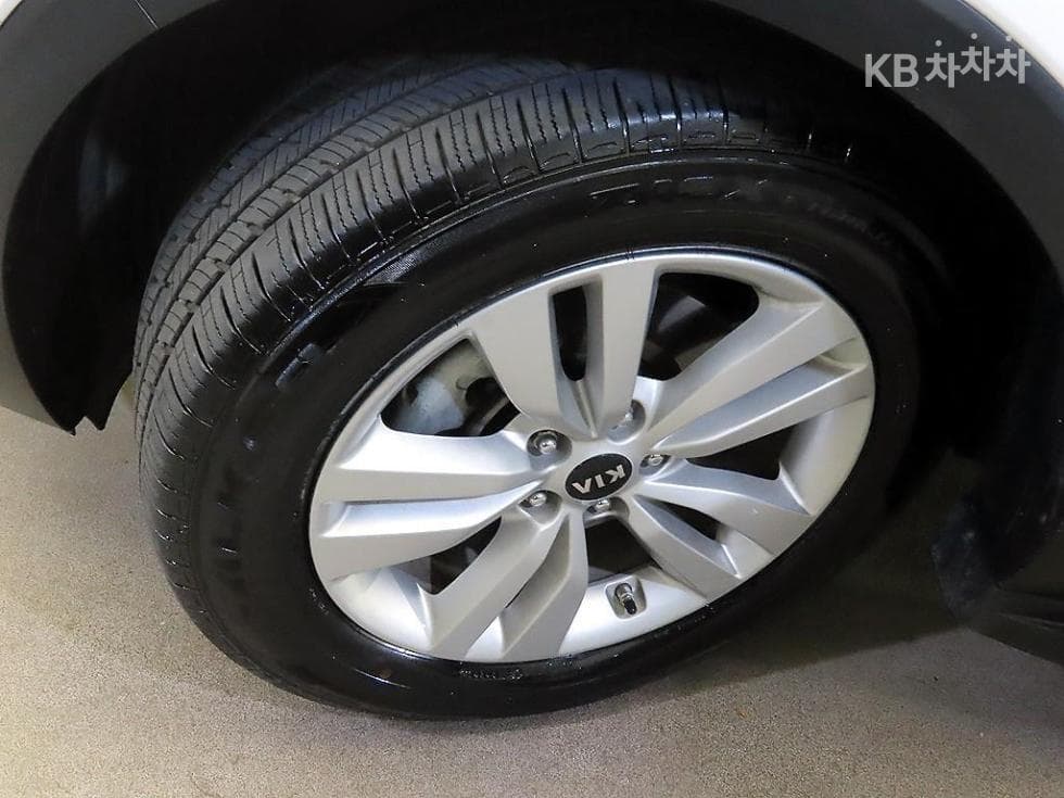 Kia All NewSorentoDiesel 2.0 2WD Prestige - 20