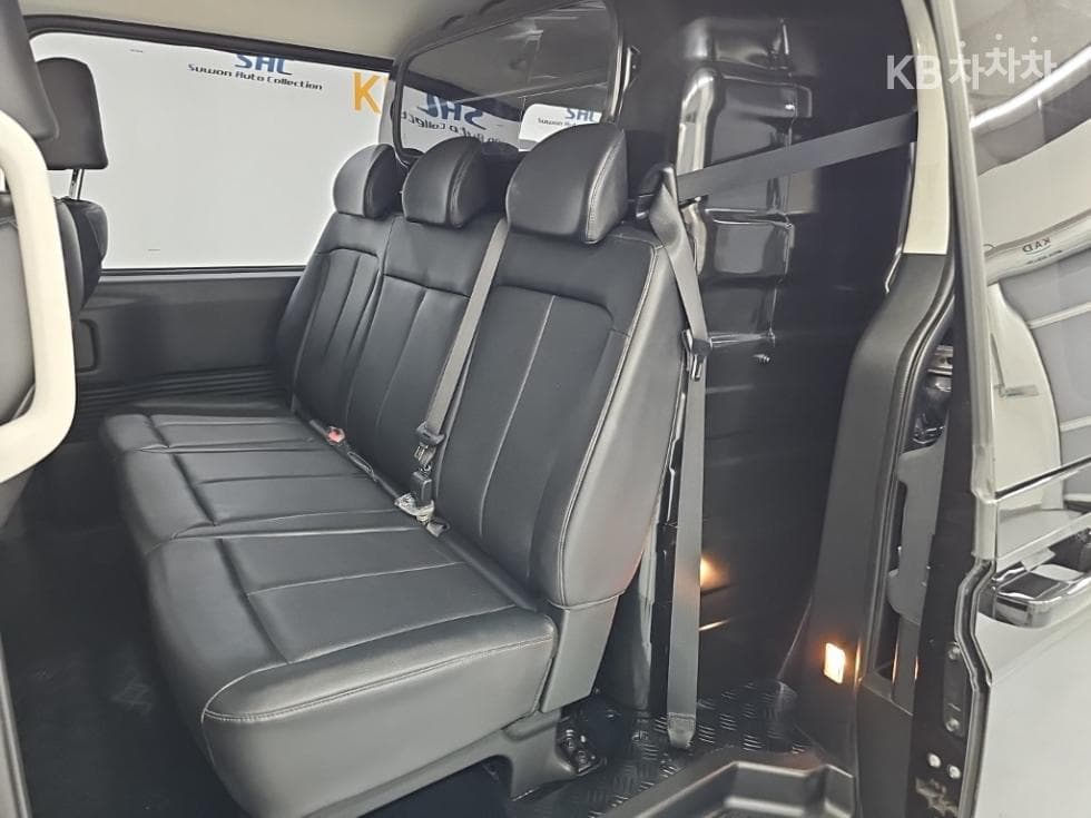 Хюндай Staria Cargo2.2 Cargo 5 Modern - 12