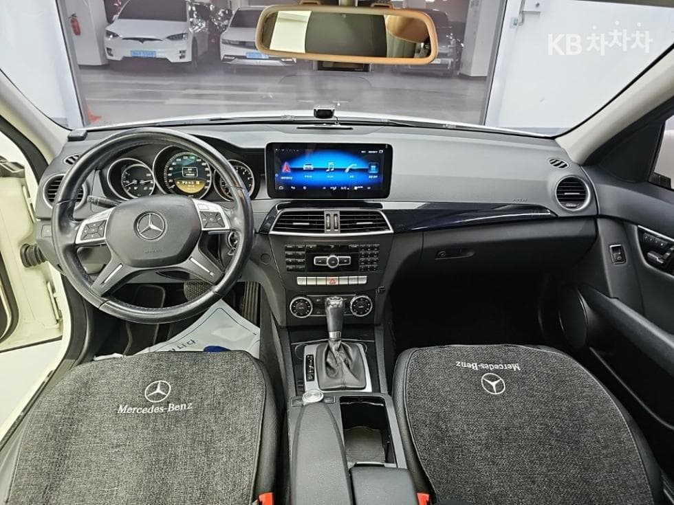 Mercedes-Benz Нов C-КласC200 CGI 블루이피션시 W204 - 7