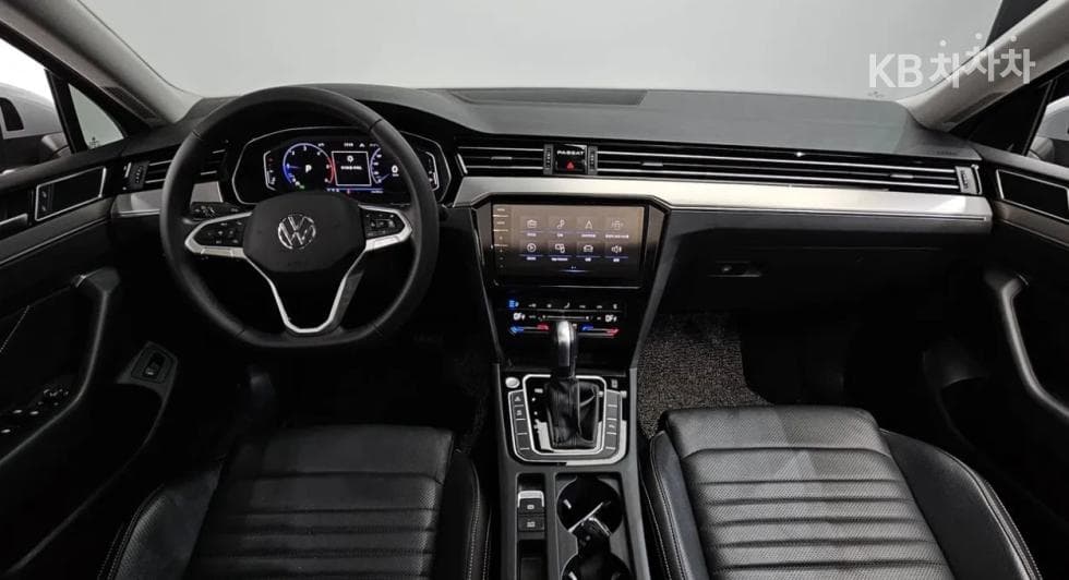 Volkswagen Passat GT2.0 Турбо Дизел Инжекция Prestige B8 - 6