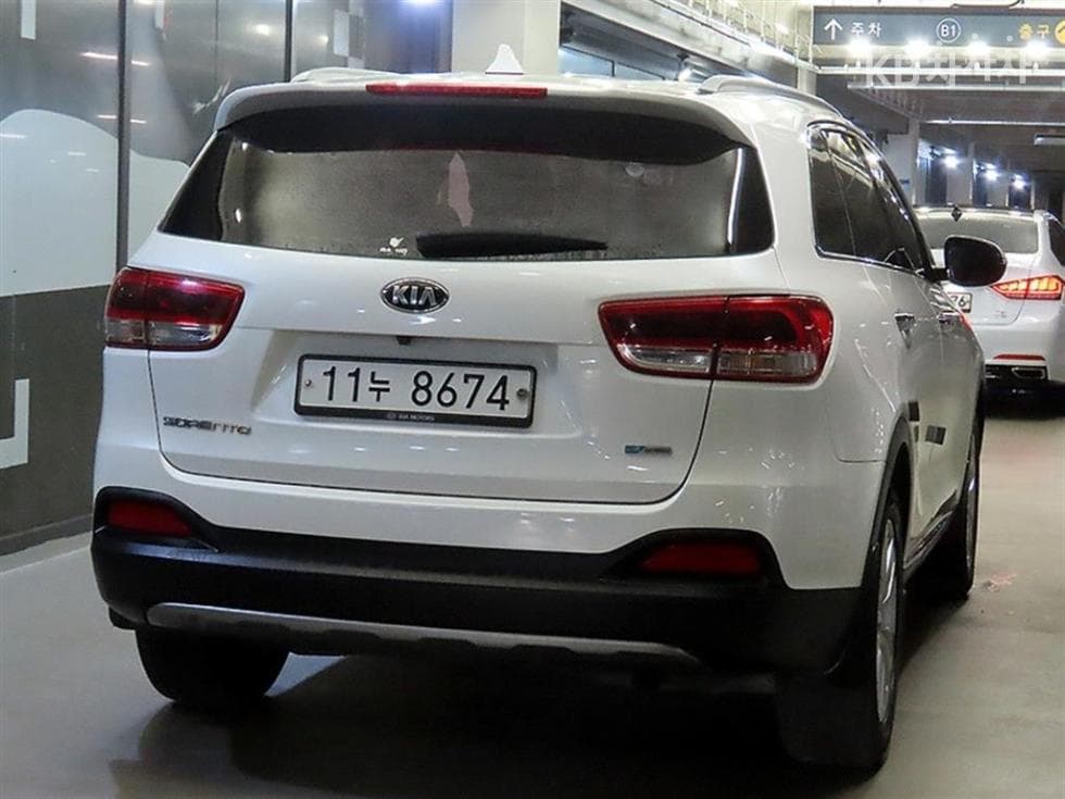 Киа All NewSorentoДизел 2.0 2WD Престиж - 4