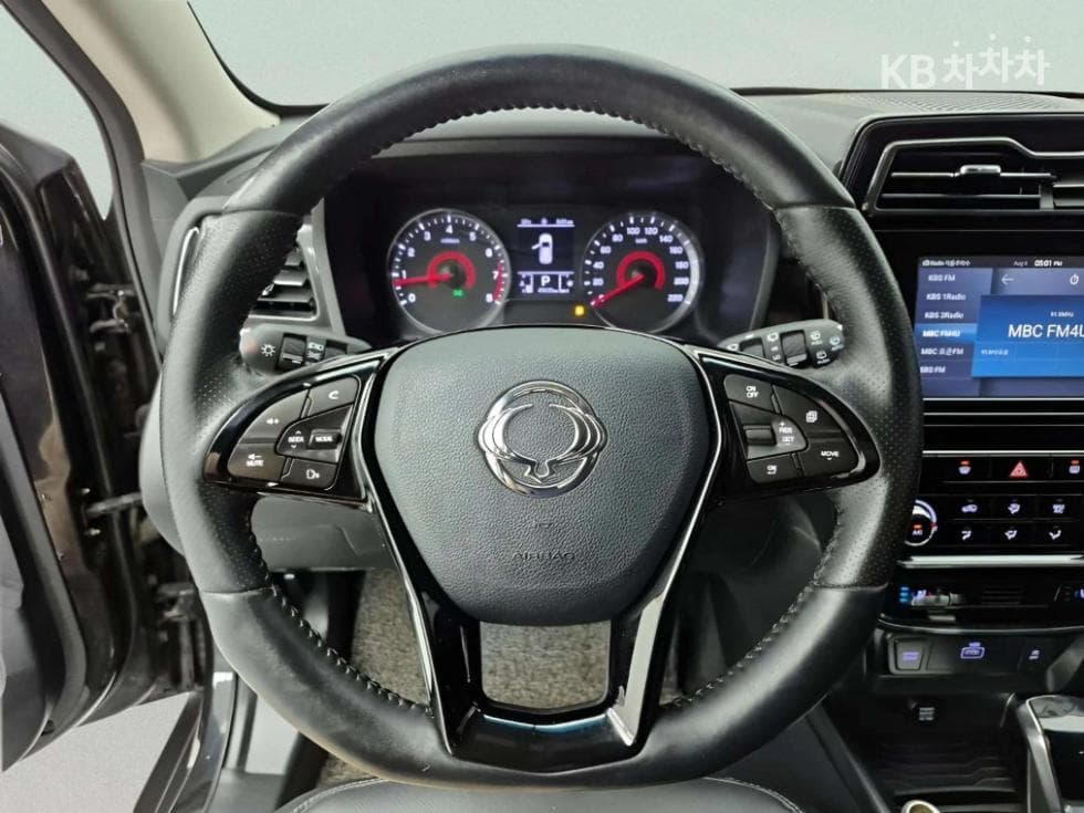 КейДжи Мобилити Very New (фацелит/обновяване) ТиволиБензин V5 2WD Стандартен - 12