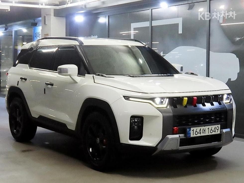 КейДжи Мобилити 토레스(J100) 1.5 GDI Турбо T7 - Image 1