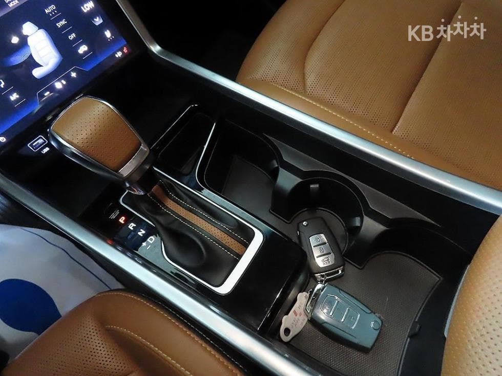 КейДжи Мобилити 토레스(J100)1.5 GDI Турбо T7 - 12