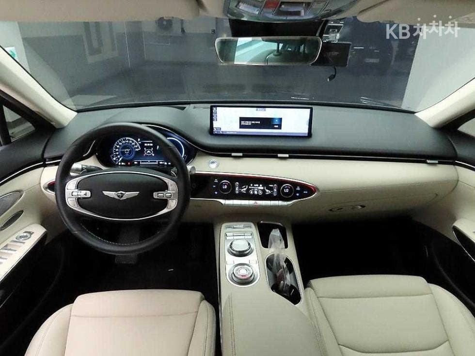 Дженезис GV70Бензин 2.5T 2WD - 8