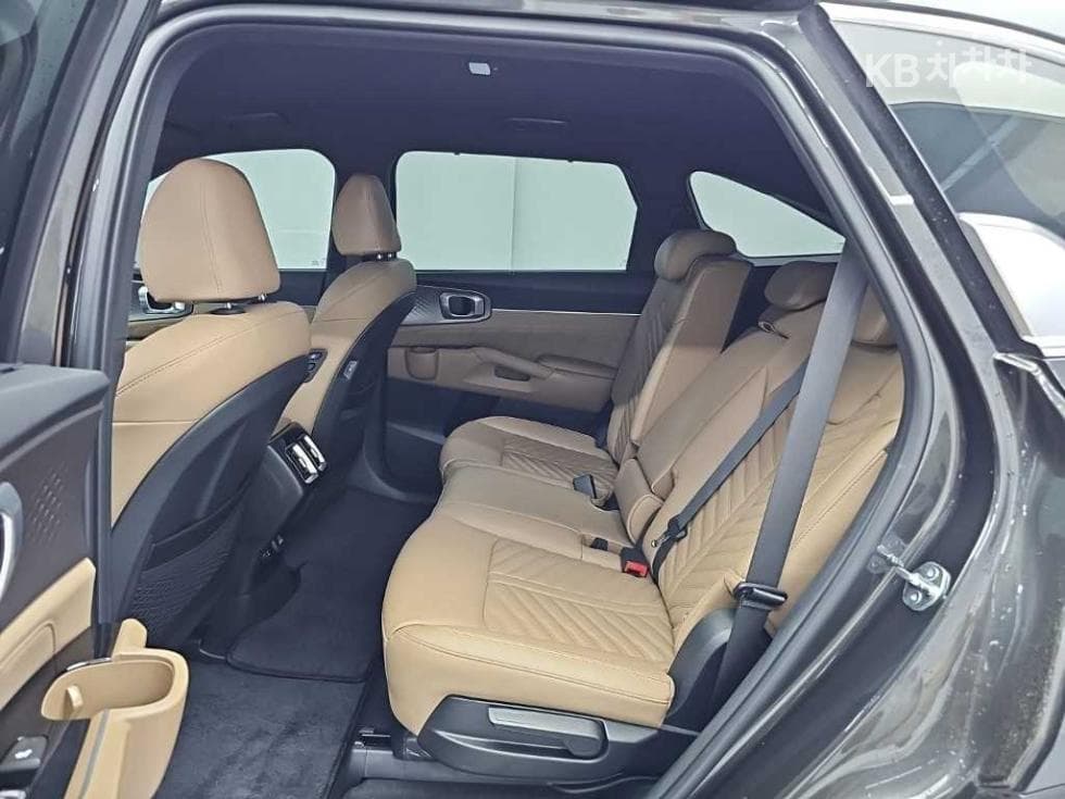 Киа The New (фейслифт) Sorento Хибрид MQ41.6T HEV 2WD Signature - 12