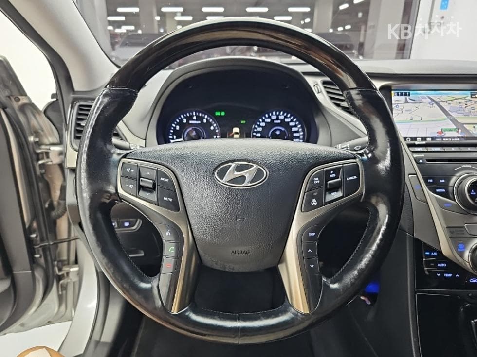 Хюндай Grandeur (Azera)HGHG300 노블 - 9