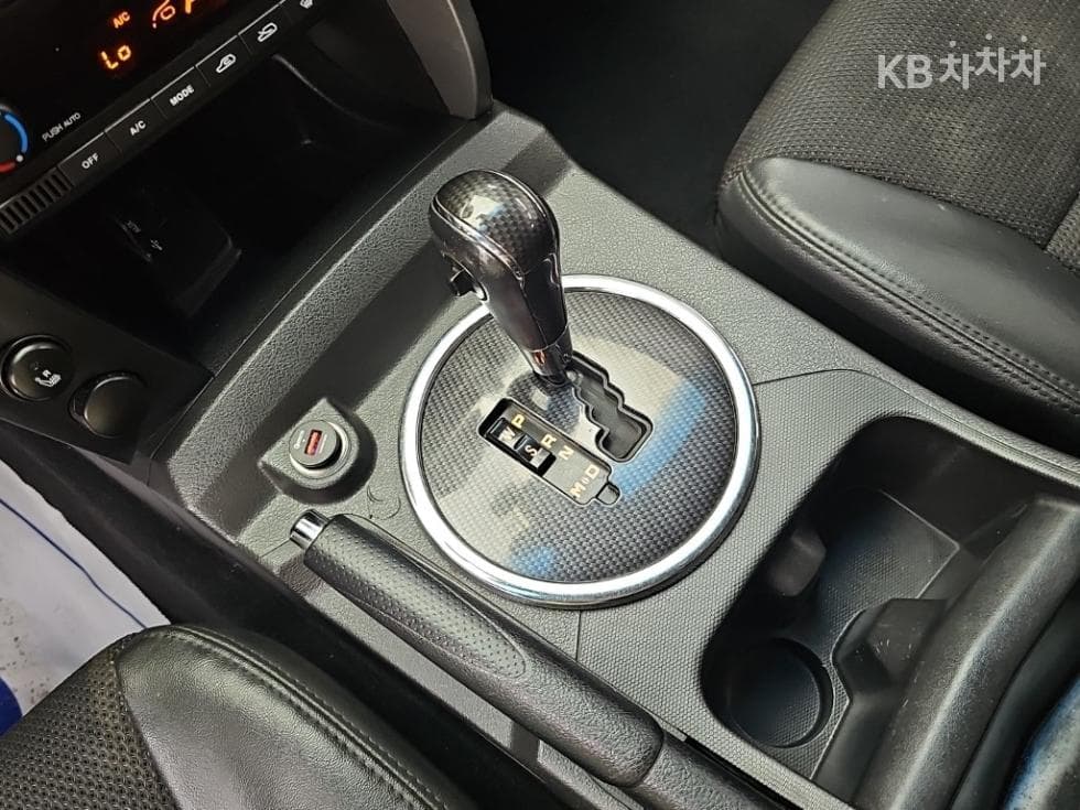 КейДжи Мобилити Корандо Спорт (pickup variant)CX7 4x4 패션 - 8