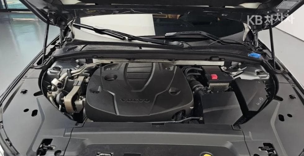 Volvo V90 CCD5 Pro AWD - 7