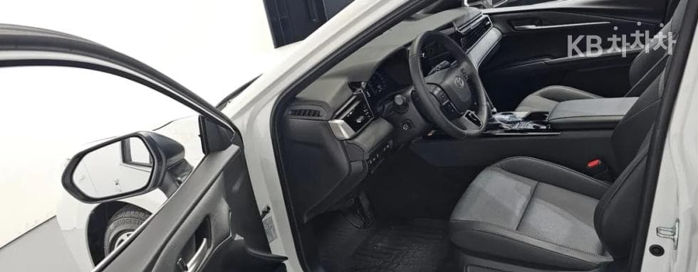 Toyota Camry XV802.5L хибрид XLE - 10