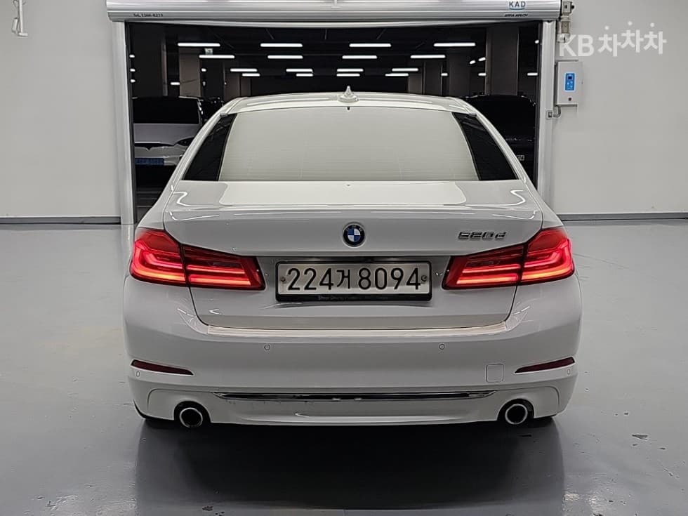 BMW 올Нов5 Серия (G30)520d Luxury Plus - 3