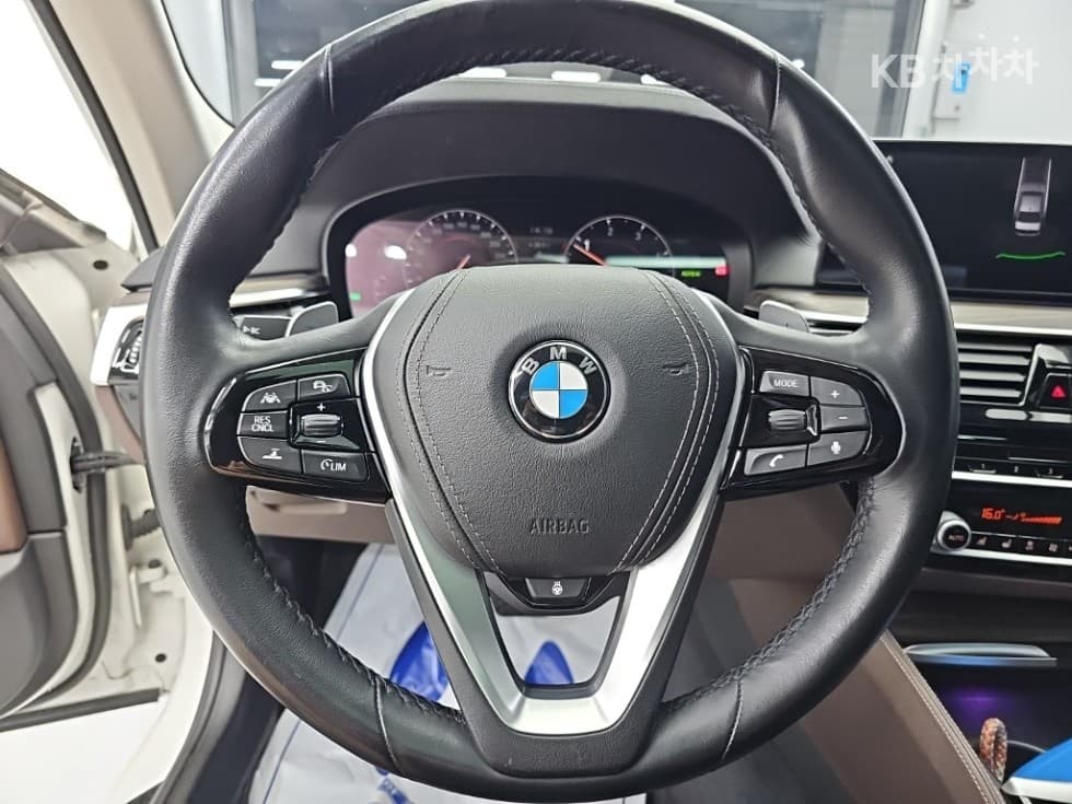 BMW 올Нов5 Серия (G30)520d Luxury Plus - 9