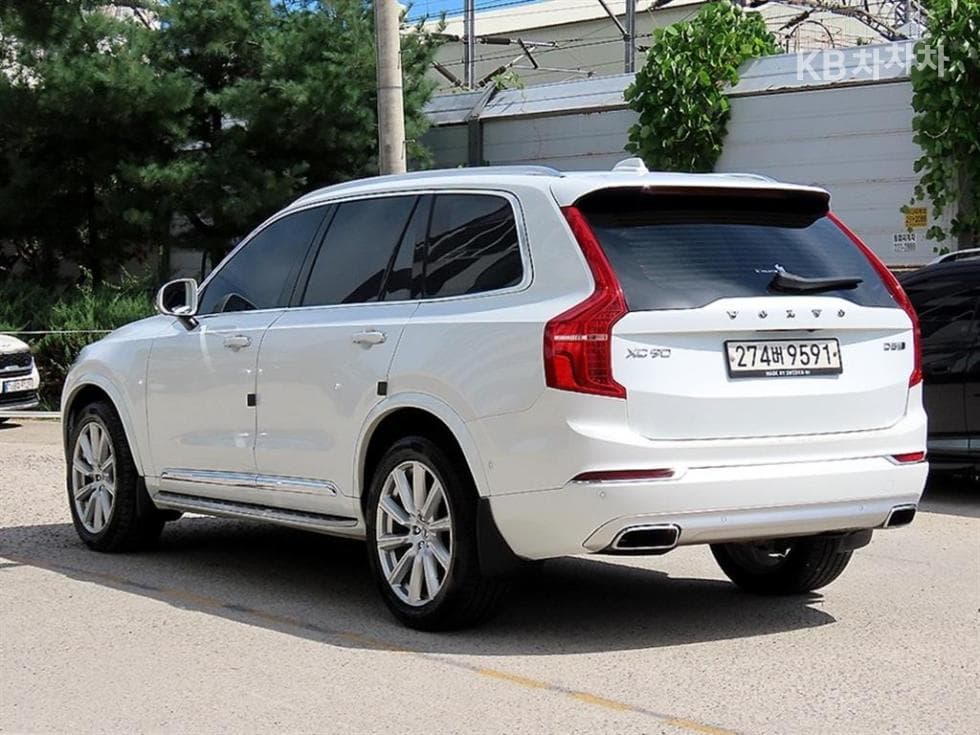 Volvo All New XC90D5 Inscription - 3
