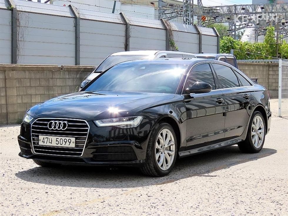 Ауди NEW A640 TFSI C7 - 2