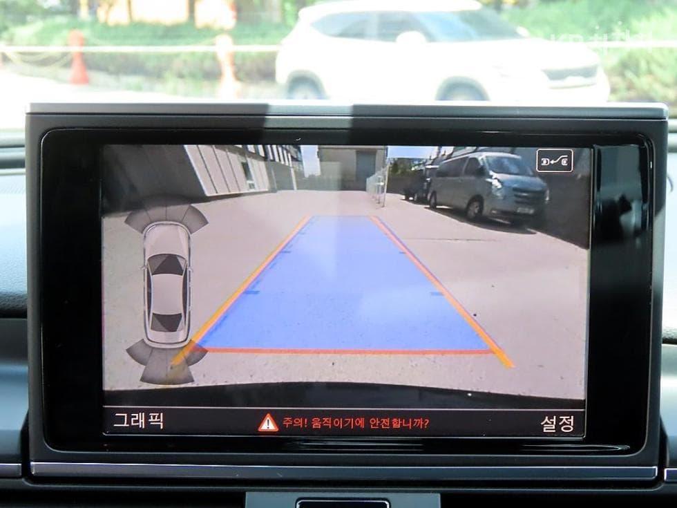 Ауди NEW A640 TFSI C7 - 15
