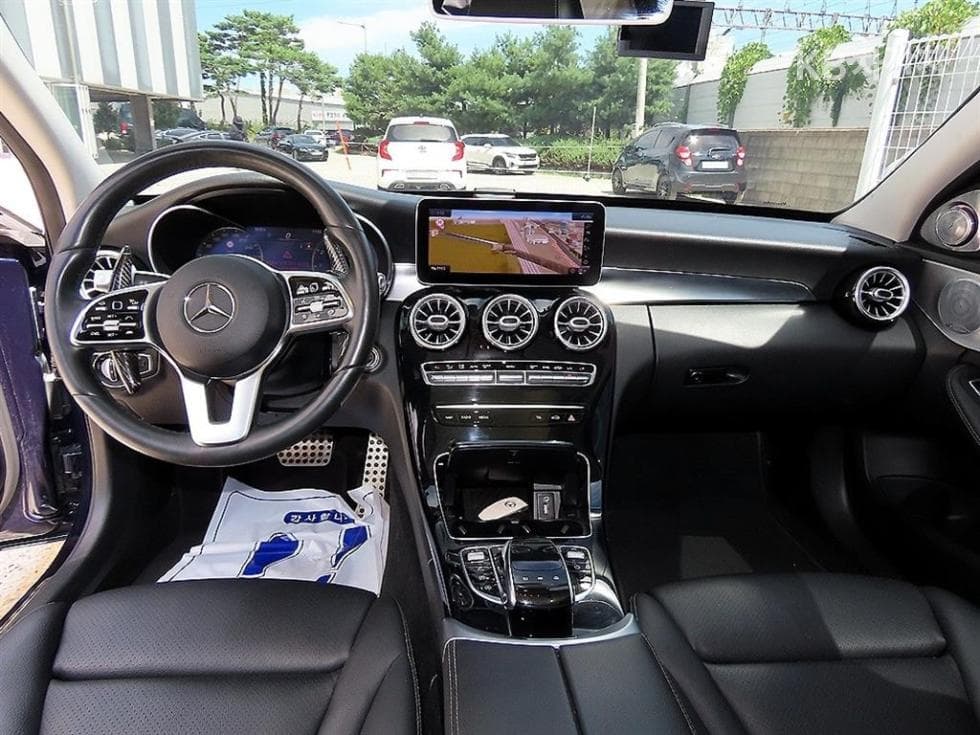Mercedes-Benz The New (фейслифт) C-КласC200 Avantgarde W205 - 7