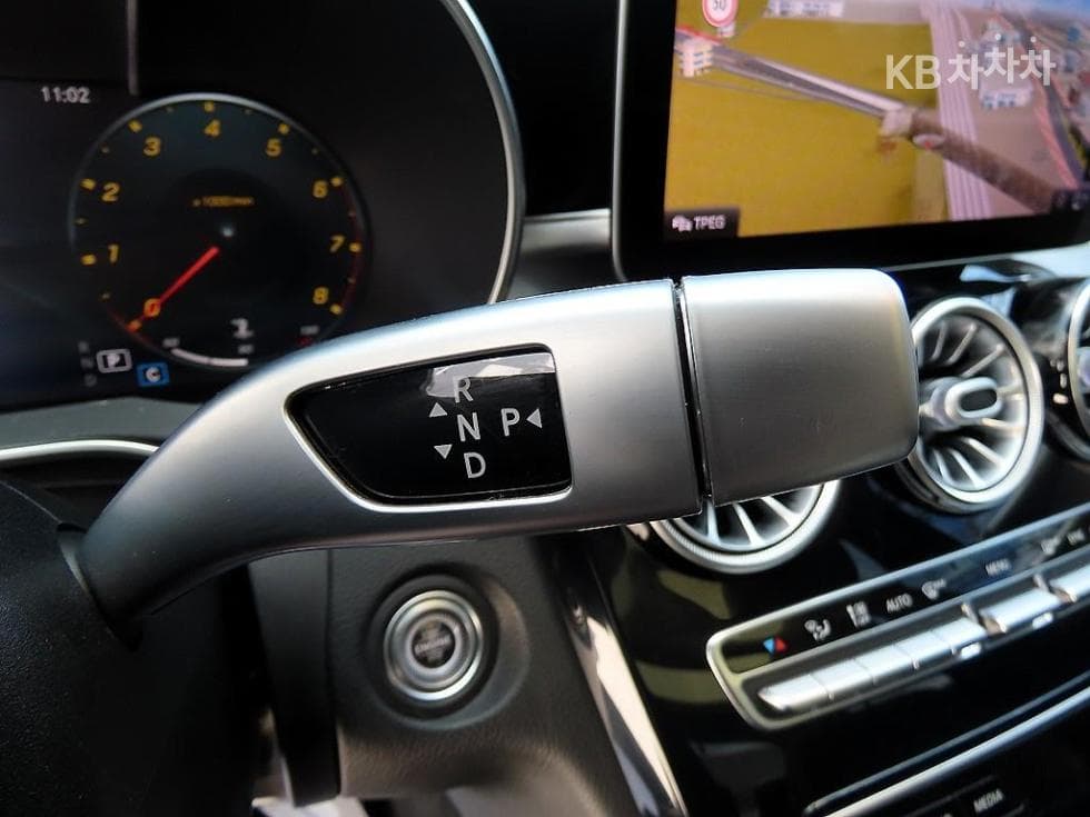 Mercedes-Benz The New (фейслифт) C-КласC200 Avantgarde W205 - 10