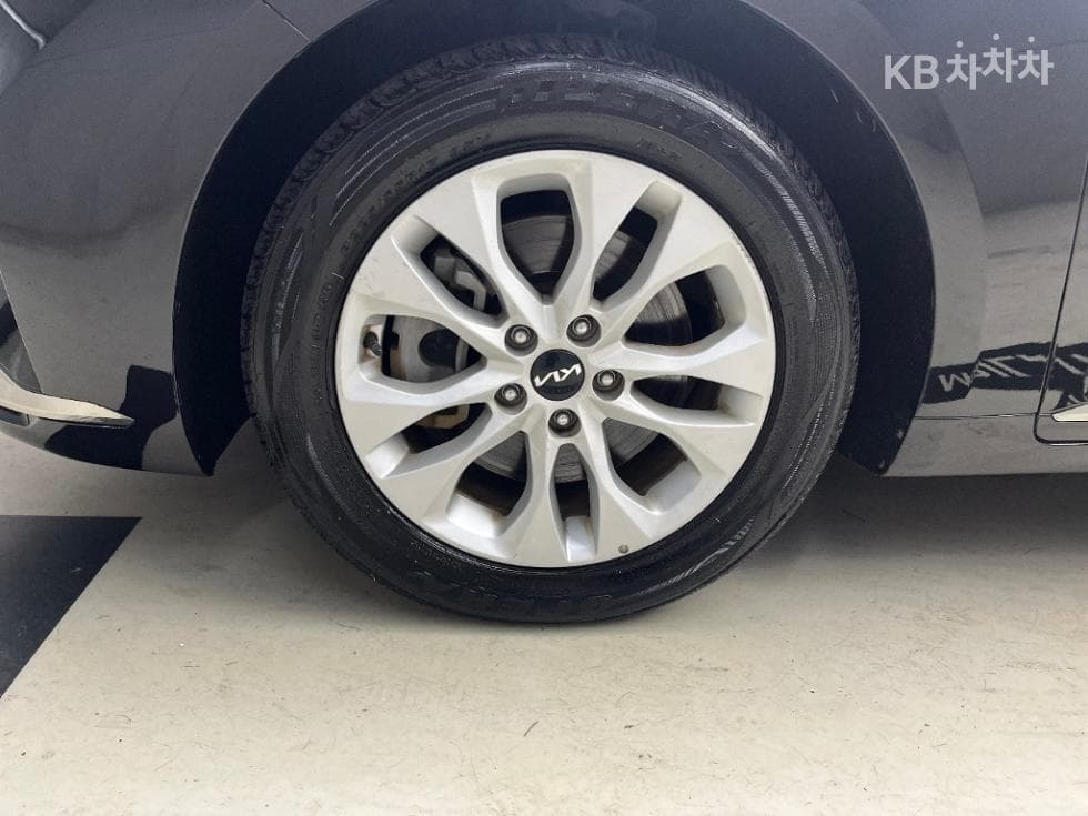 Киа K83.5 LPG Рент-а-кар Тренди - 16