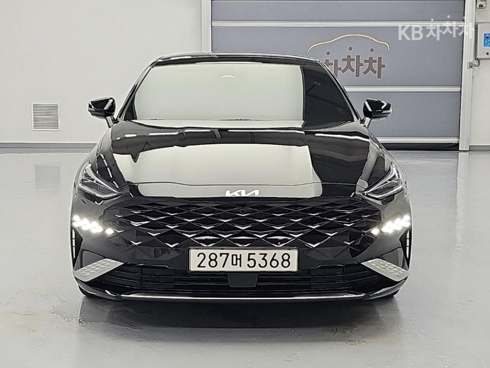 Киа K82.5L бензин Signature Специал (специален признак/издание) - 2