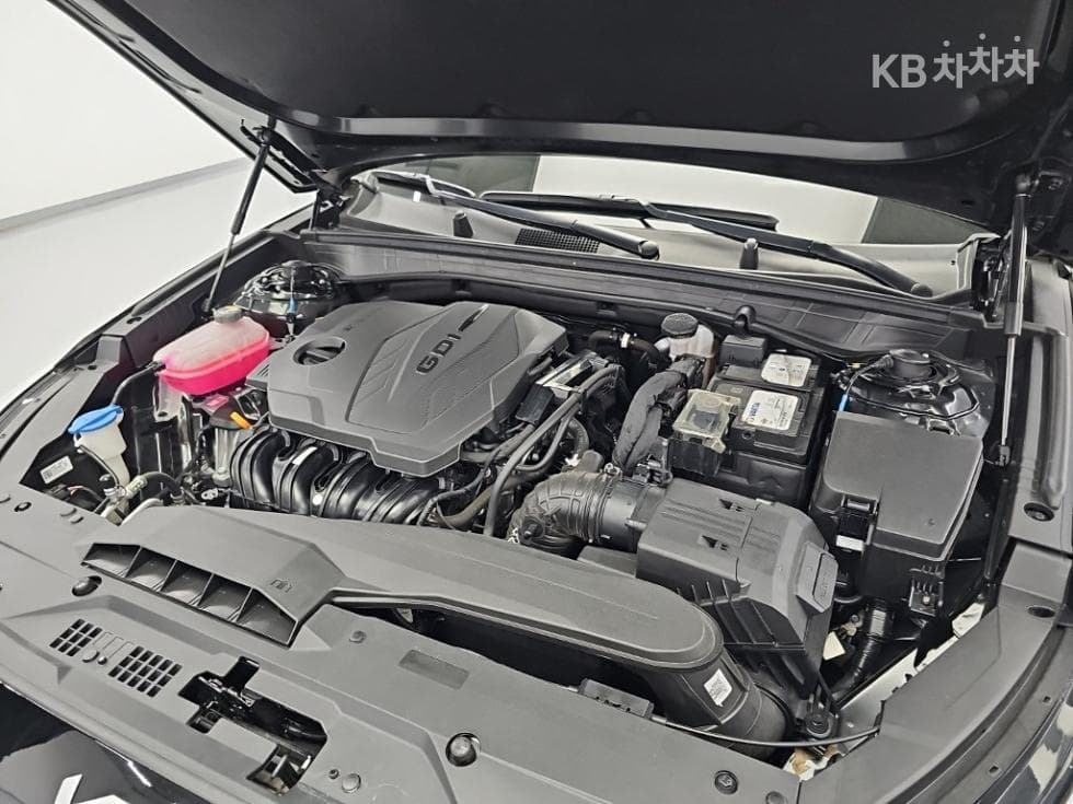 Киа K82.5L бензин Signature Специал (специален признак/издание) - 5