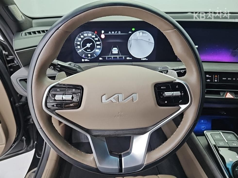 Киа K82.5L бензин Signature Специал (специален признак/издание) - 9