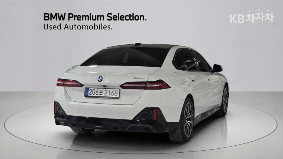 BMW Нов5 Серия(G60)520i M Sport - 2